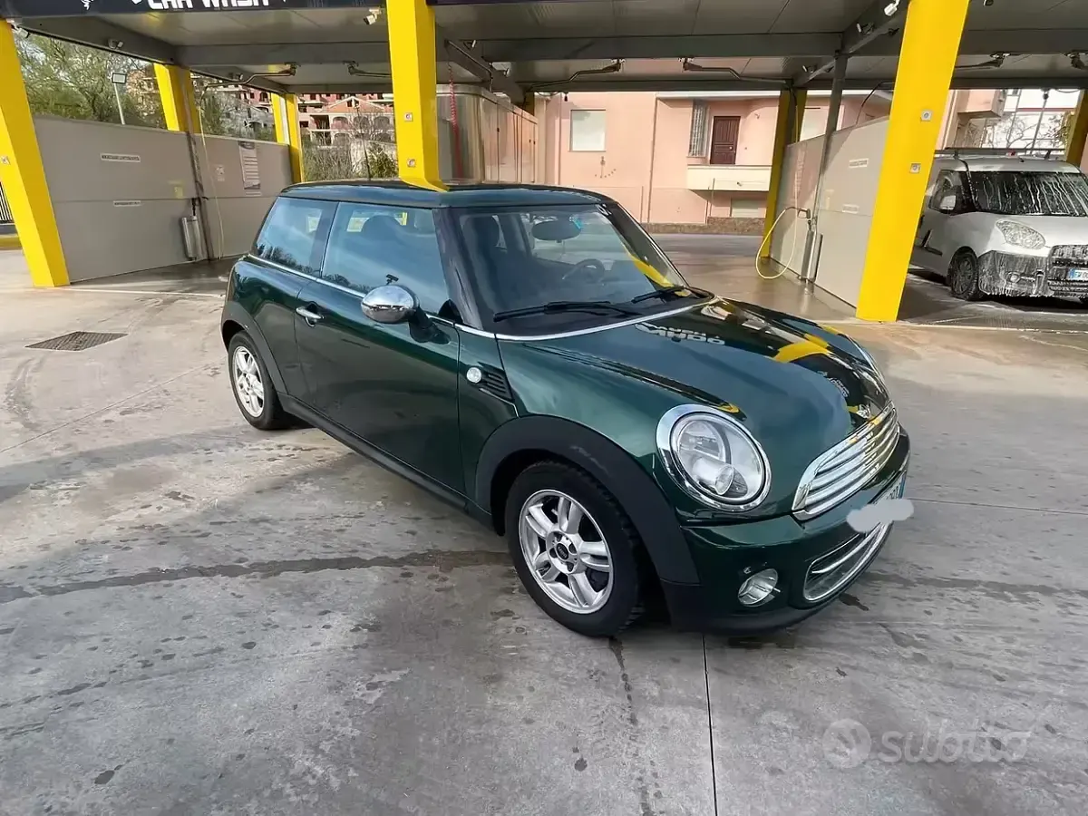 Usata Mini Cooper 90 CV (66 kW) 2013 Verde Utilitaria
