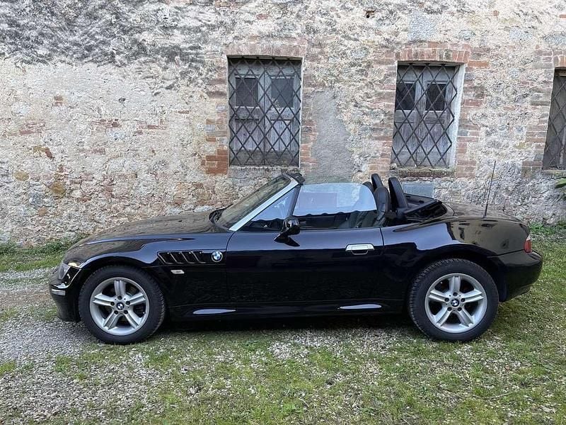 Usata BMW Z3 Efficient Dynamics 118 CV (86 kW) 2000 Nero Cabrio