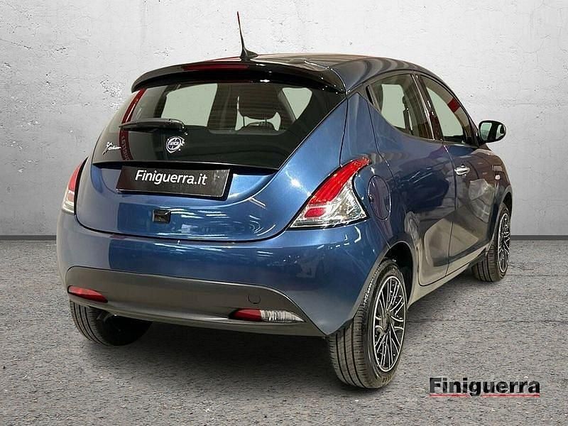 Usata Lancia Ypsilon Gold 70 CV (51 kW) 2023 Other Utilitaria