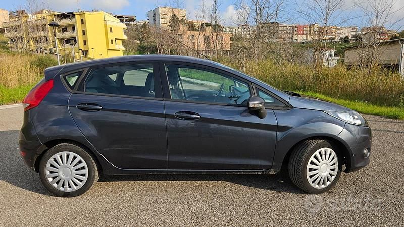 Gebraucht Ford Fiesta Titanium 95 PS (69 kW) 2011 Kleinwagen