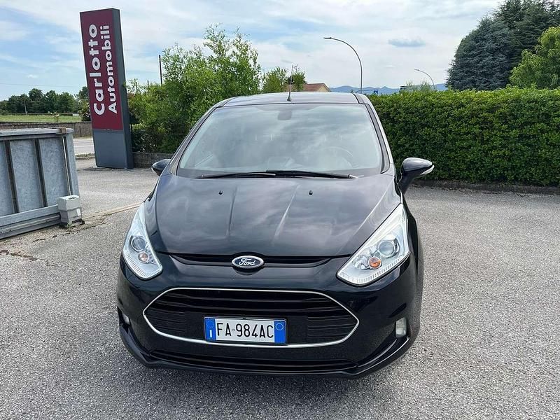Usata Ford B-MAX Titanium 101 CV (74 kW) 2015 Nero Monovolume