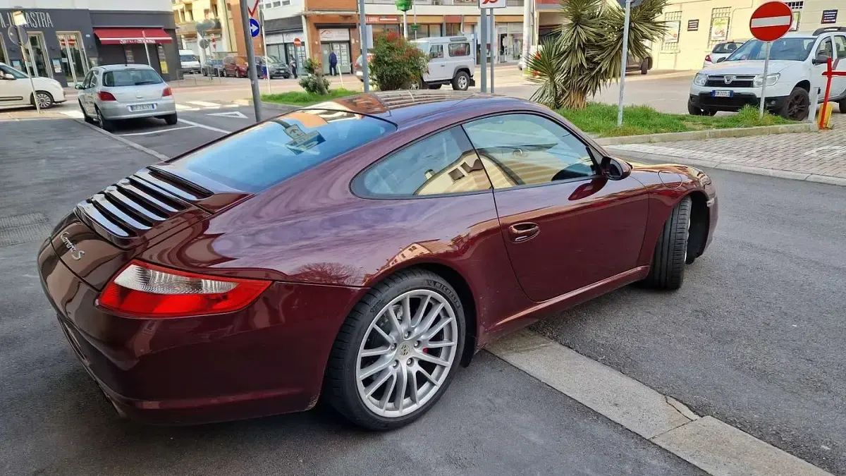 Usata Porsche 911 Carrera S 355 CV (261 kW) 2005 Coupé