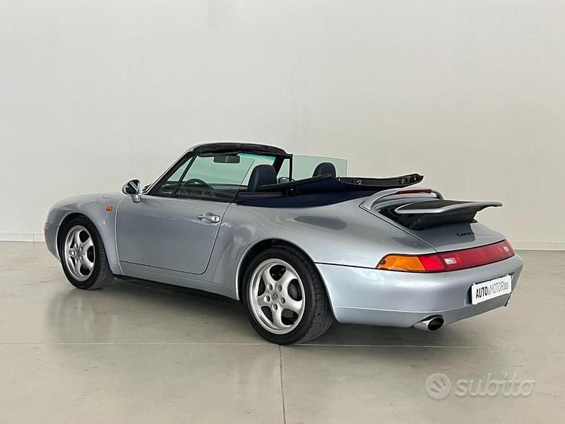 Usata Porsche 911 Carrera Cabriolet 286 CV (210 kW) 1995 Argento Cabrio