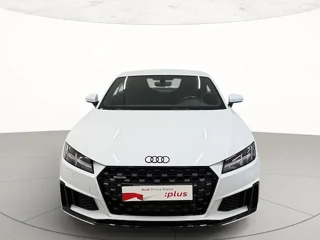Usata Audi TT Comfort 245 CV (180 kW) 2023 Bianco ghiacciaio metallizzato Coupé