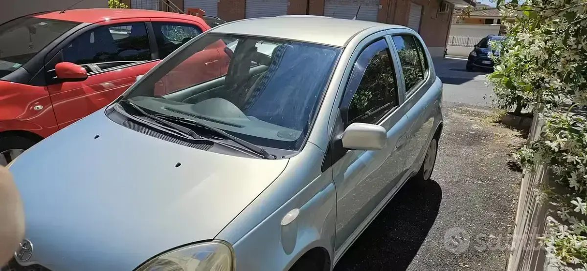 Usata Toyota Yaris 75 CV (55 kW) 2004 Berlina