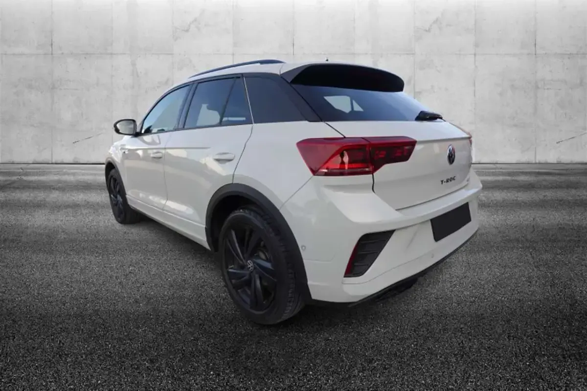 Usata VW T-Roc R-line 150 CV (110 kW) 2025 Grigio SUV