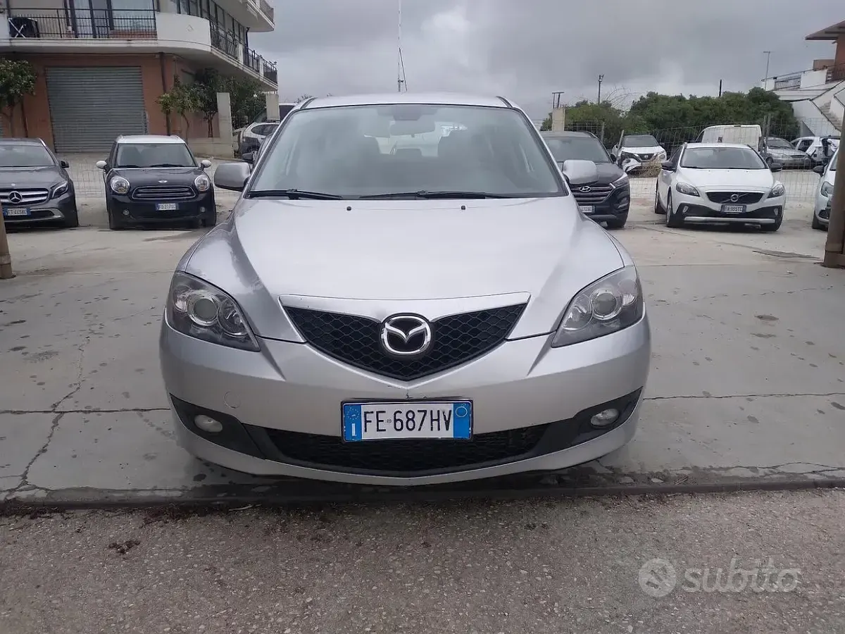 Usata Mazda 3 Energy 109 CV (80 kW) 2006 Grigio Berlina