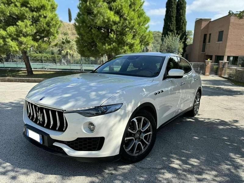 Usata Maserati Levante 275 CV (202 kW) 2017 SUV