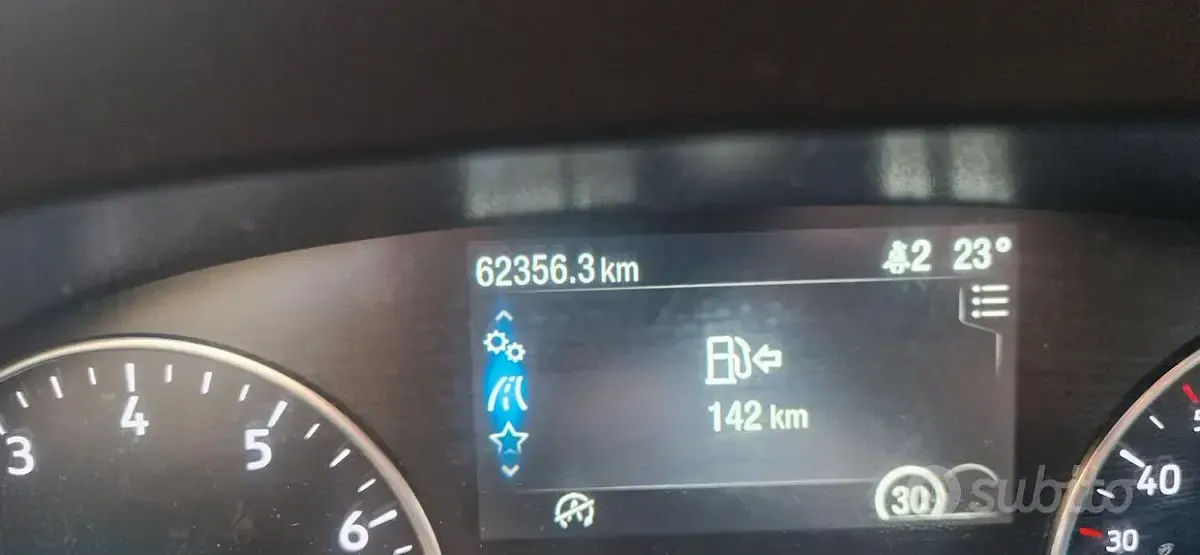 Usata Ford Ecosport 125 CV (91 kW) 2021 Grigio SUV