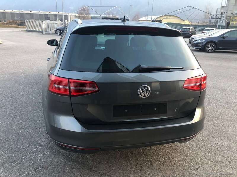 Usata VW Passat 120 CV (88 kW) 2016 Grigio Station wagon