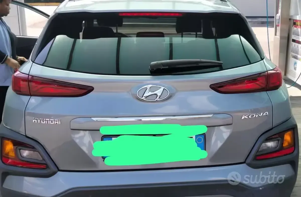 Usata Hyundai Kona 120 CV (88 kW) 2020 Grigio SUV