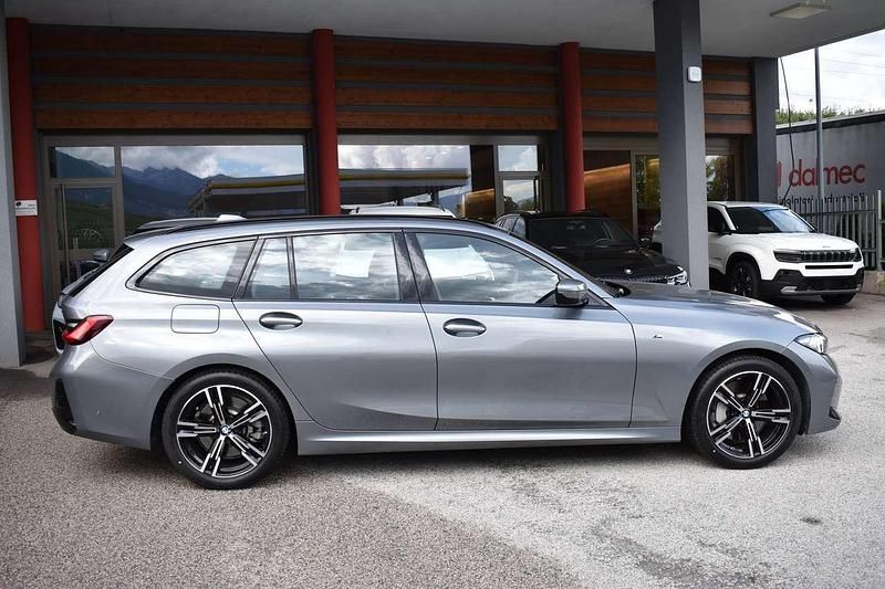Usata BMW 330 M Sport 245 CV (180 kW) 2024 Skyscapper met Station wagon