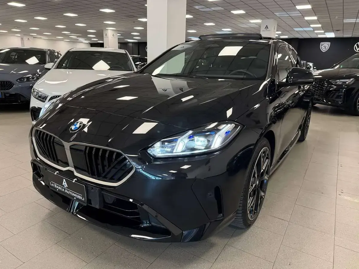 Usata BMW 120 M Sport 156 CV (114 kW) 2025 Nero Utilitaria