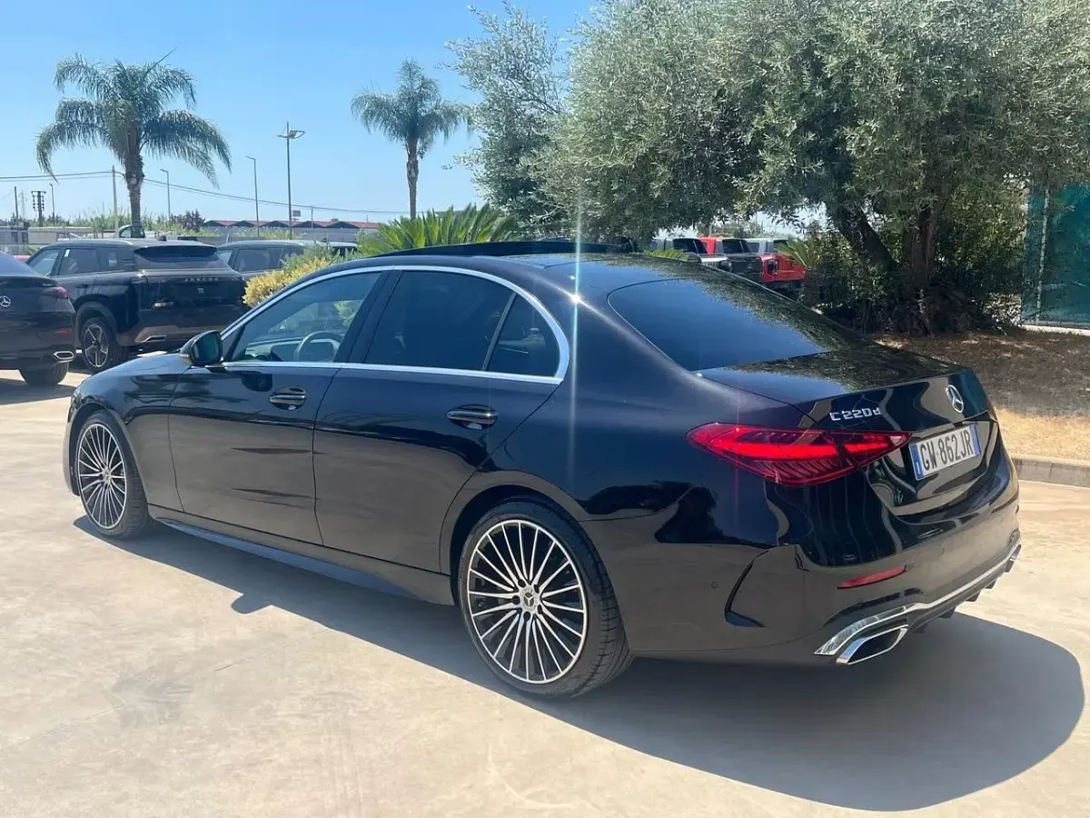 Usata Mercedes C220 AMG Line Premium Plus 199 CV (146 kW) 2025 Nero Berlina