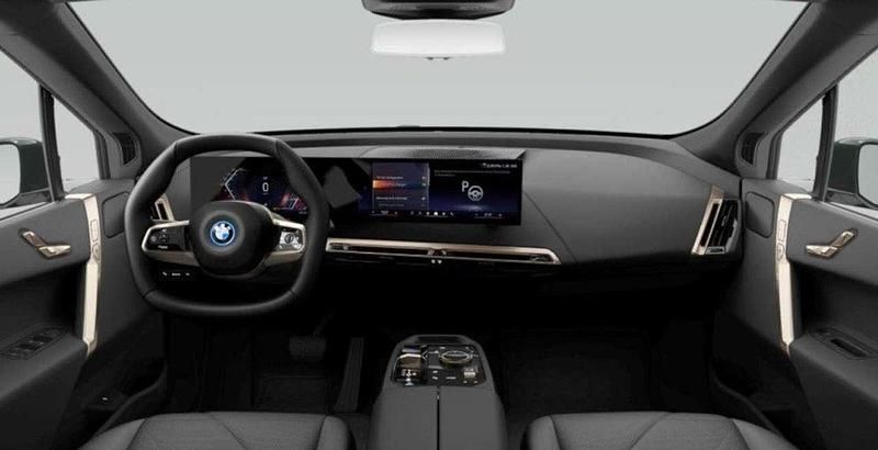 Usata BMW iX 139 kW (190 CV) 2024 Antracite SUV