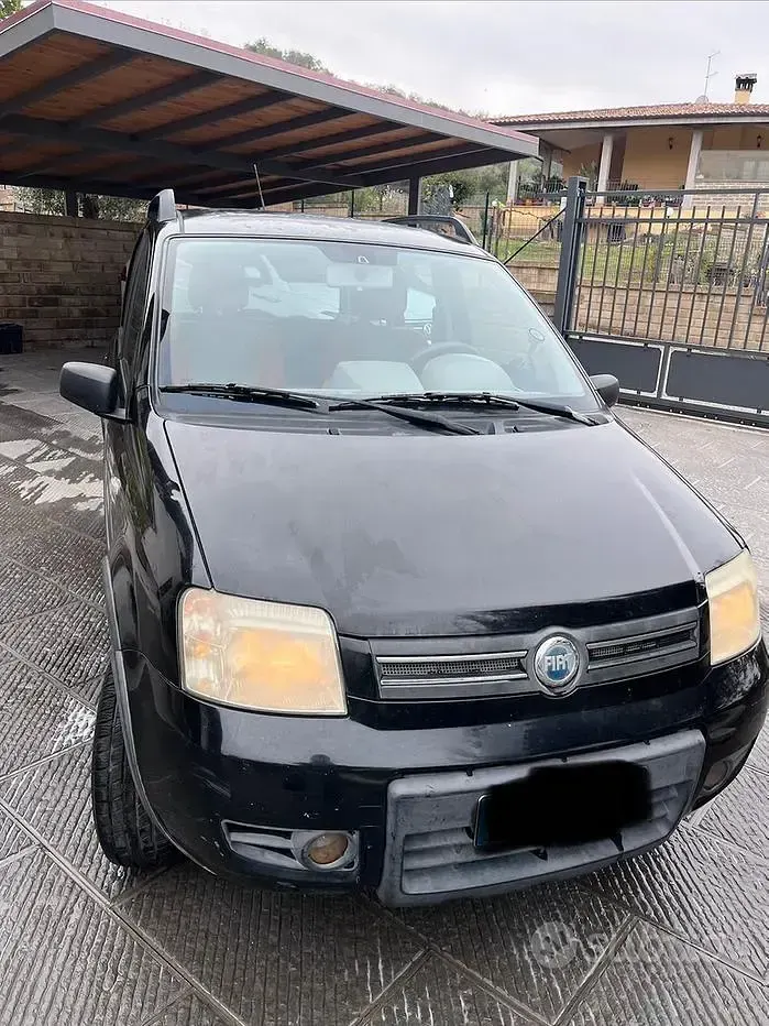 Usata Fiat Panda 4x4 60 CV (44 kW) 2006 Nero Utilitaria