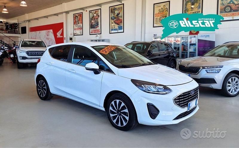 Usata Ford Fiesta 75 CV (55 kW) 2023 Bianco Utilitaria