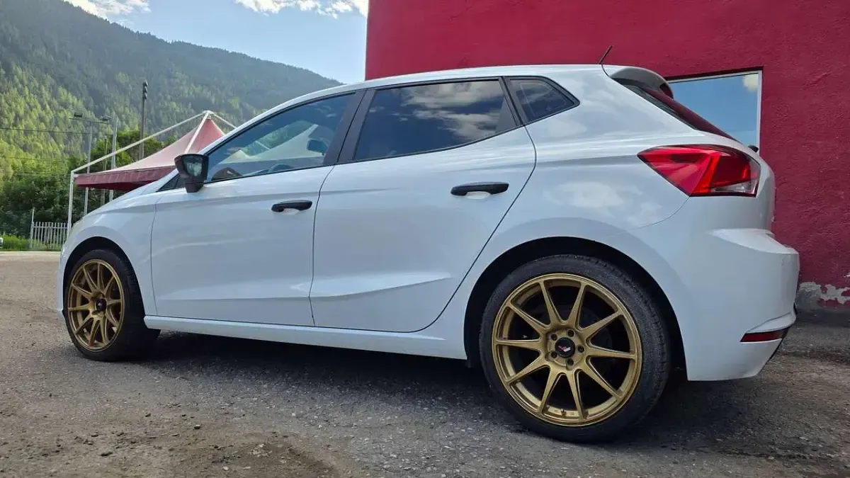 Usata Seat Ibiza 90 CV (66 kW) 2020 Bianco Utilitaria