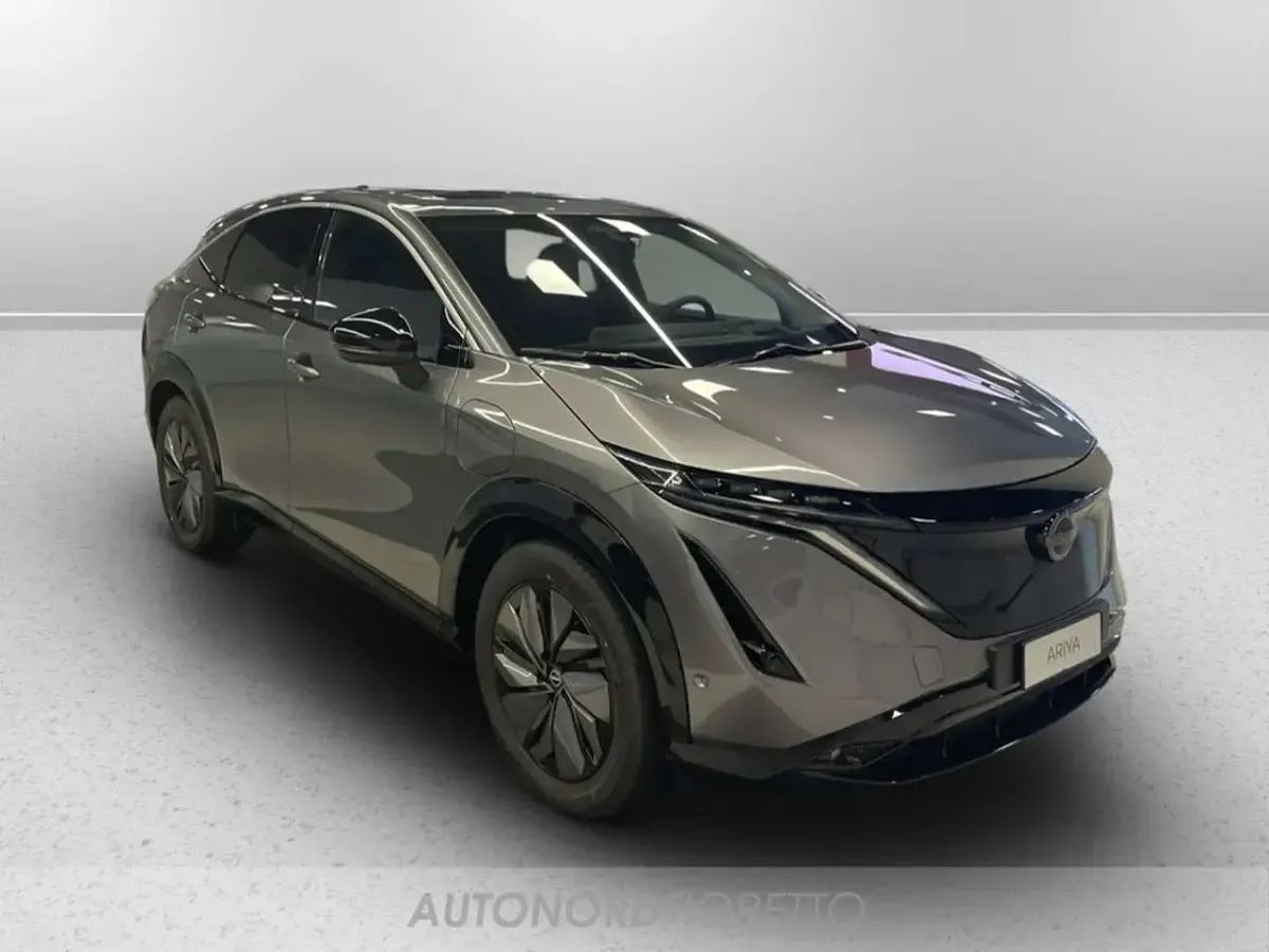 Nuova Nissan Ariya Evolve 44 kW (61 CV) 2026 Dark metal grey SUV