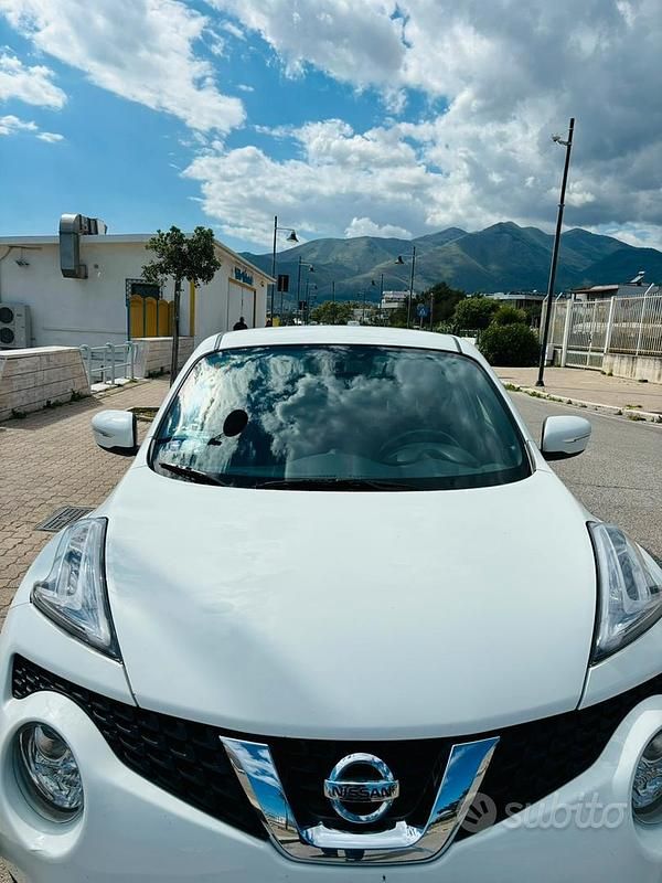 Bianco Usata 2014 Nissan Juke Acenta SUV | 7000 € (Buon prezzo) - Immagine 1/4