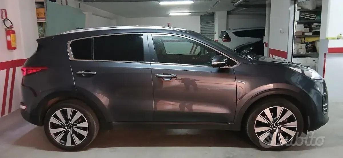 Usata Kia Sportage 115 CV (84 kW) 2017 Grigio SUV