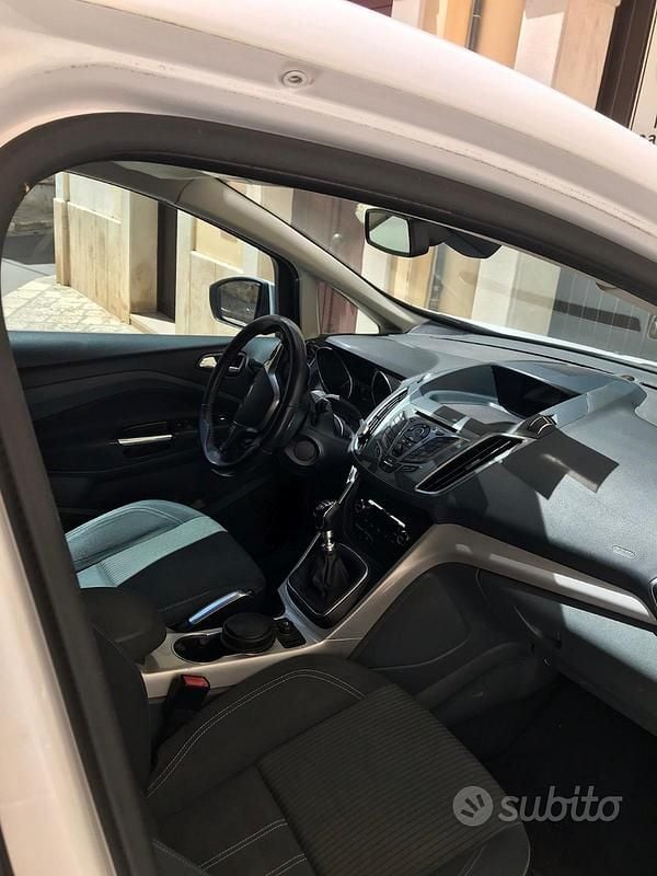 Usata Ford C-MAX 115 CV (84 kW) 2011 Bianco Monovolume