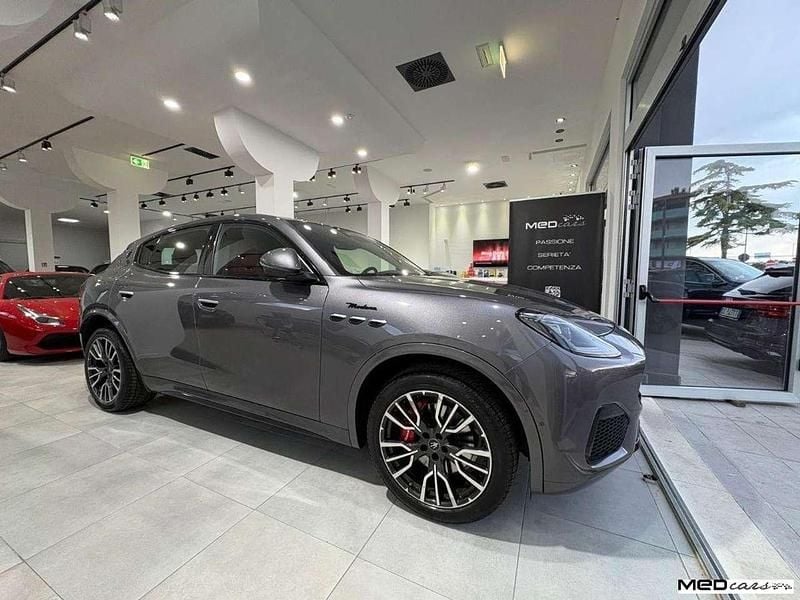 Usata Maserati Grecale 330 CV (242 kW) 2022 Grigio SUV