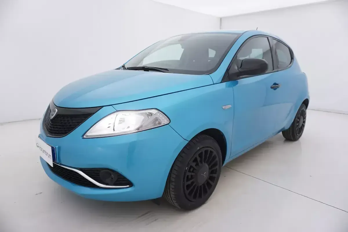 Usata Lancia Ypsilon 69 CV (50 kW) 2021 Blublu Utilitaria