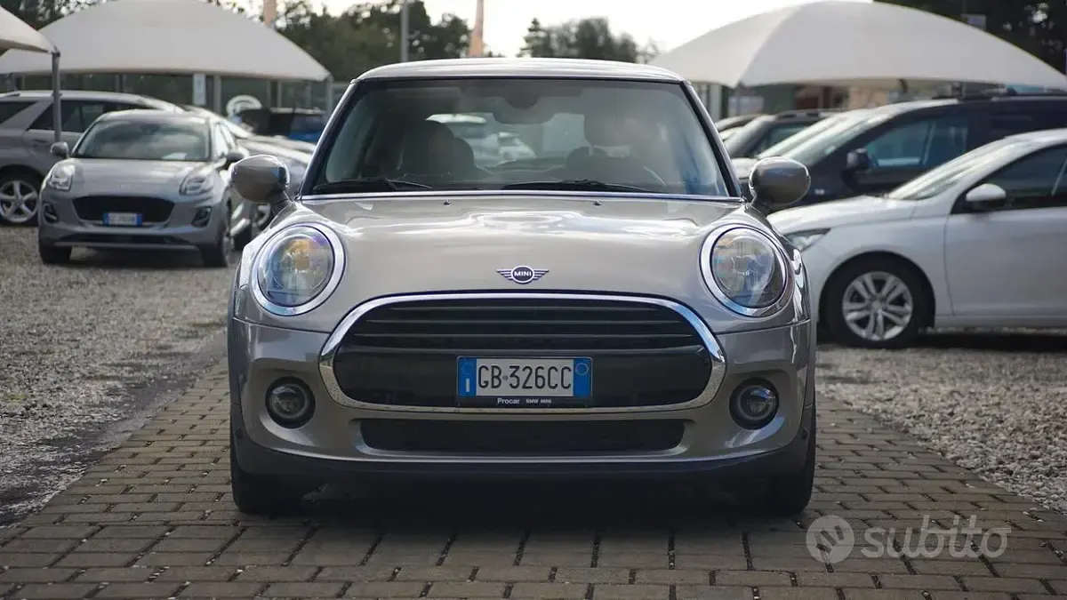 Usata Mini Cooper 136 CV (100 kW) 2020 Grigio Utilitaria