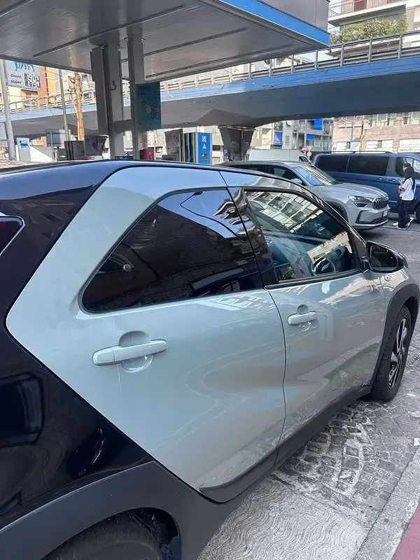 Usata Toyota Aygo X 72 CV (52 kW) 2024 Grigio SUV
