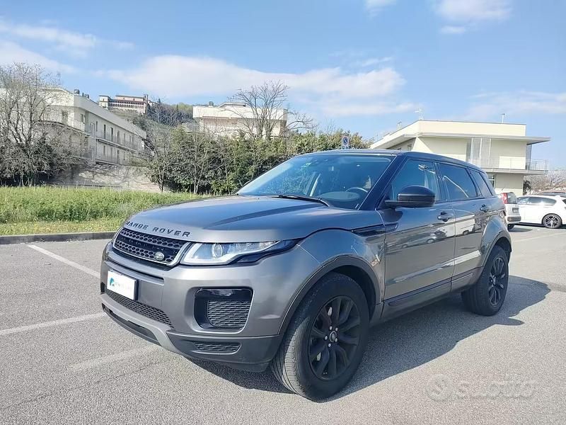 Usata Land Rover Range Rover evoque SE 150 CV (110 kW) 2019 Grigio SUV