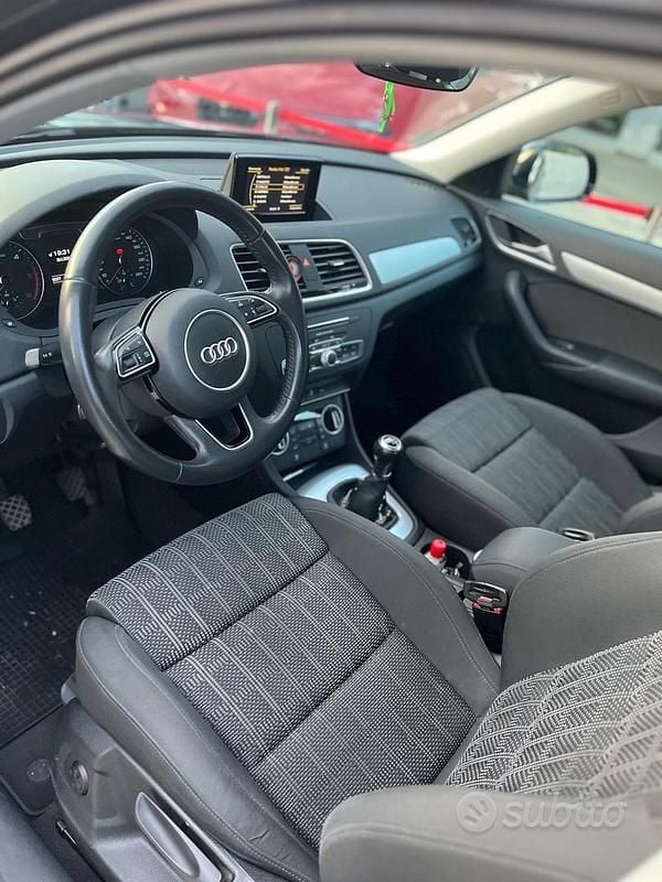 Usata Audi Q3 Young 120 CV (88 kW) 2018 Nero SUV