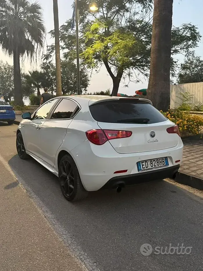 Usata Alfa Romeo Giulietta 150 CV (110 kW) 2008 Bianco Berlina