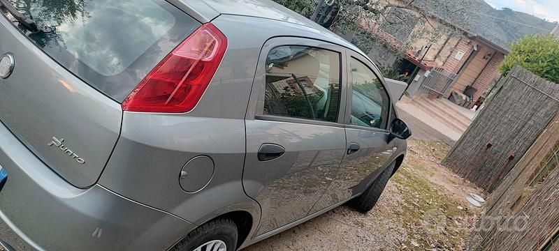 Usata Fiat Grande Punto 65 CV (47 kW) 2011 Utilitaria