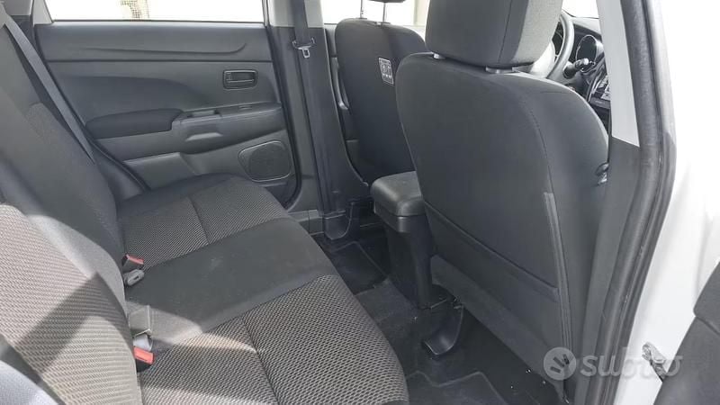 Usata Mitsubishi ASX 117 CV (86 kW) 2018 Bianco SUV