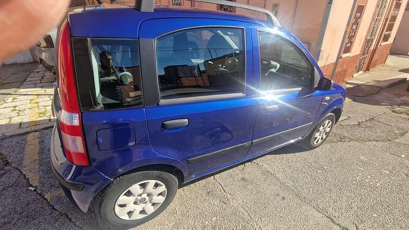 Usata Fiat Panda Dynamic 69 CV (50 kW) 2008 Blu/azzurro Utilitaria