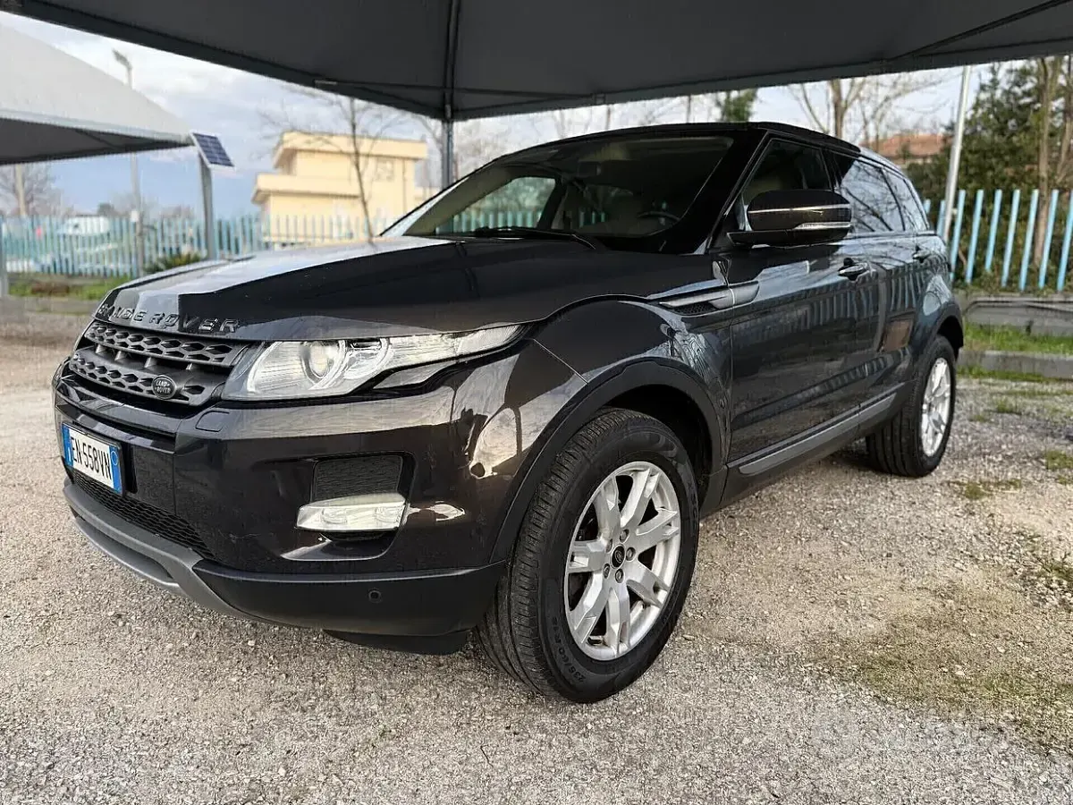Usata Land Rover Range Rover evoque Prestige 150 CV (110 kW) 2013 Marrone SUV