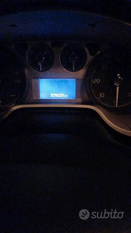 Usata Lancia Delta 120 CV (88 kW) 2010 Nero Utilitaria