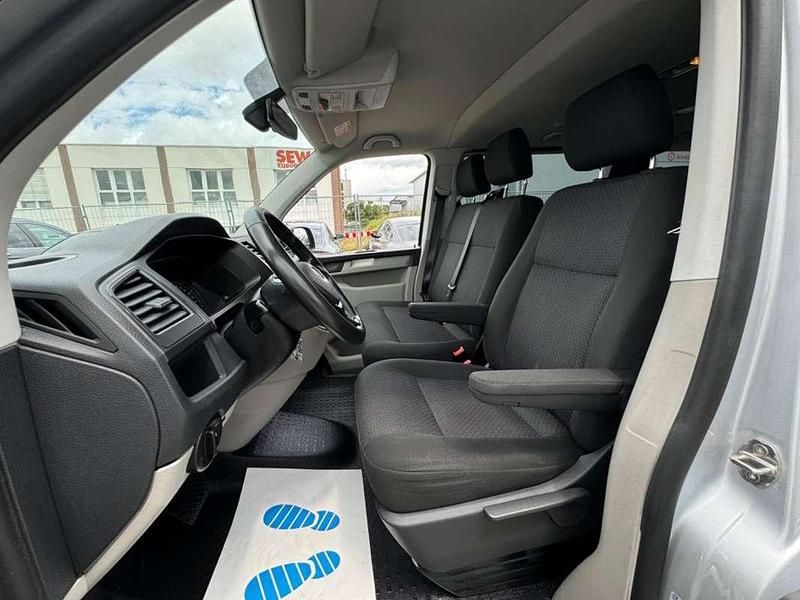 Usata VW Multivan Comfortline 150 CV (110 kW) 2016 Argento Monovolume