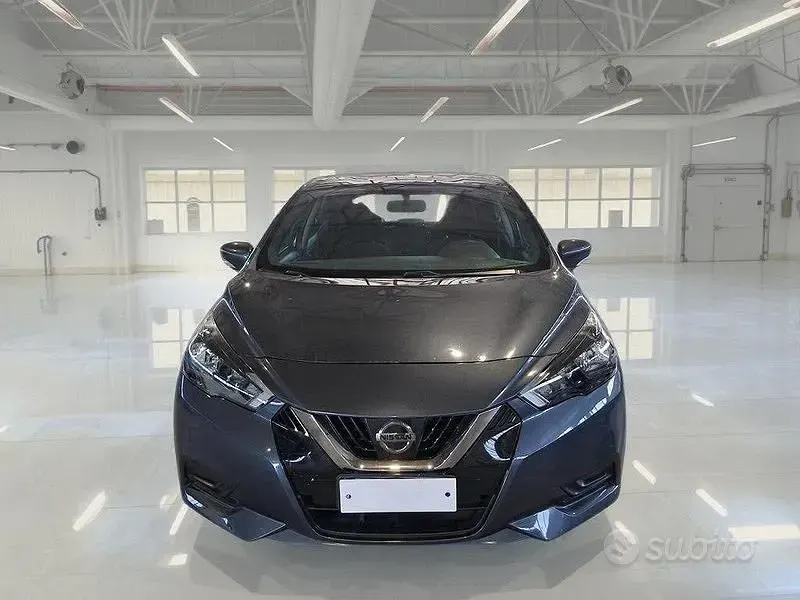 Usata Nissan Micra Acenta 92 CV (67 kW) 2021 Grigio Utilitaria