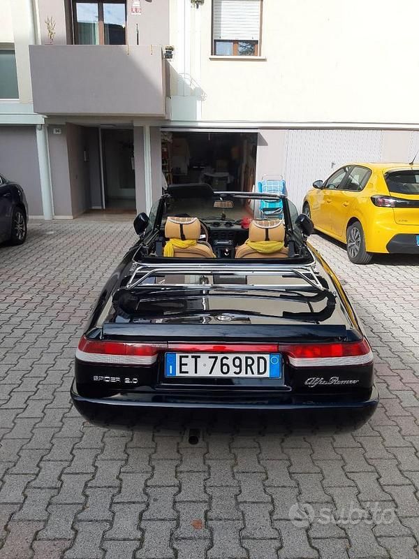 Usata Alfa Romeo Spider 1990 Nero Cabrio