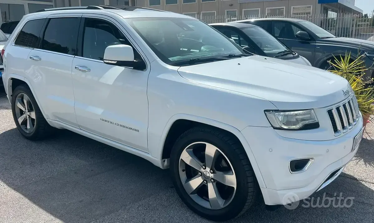 Usata Jeep Grand Cherokee Sport 250 CV (183 kW) 2014 Nero SUV
