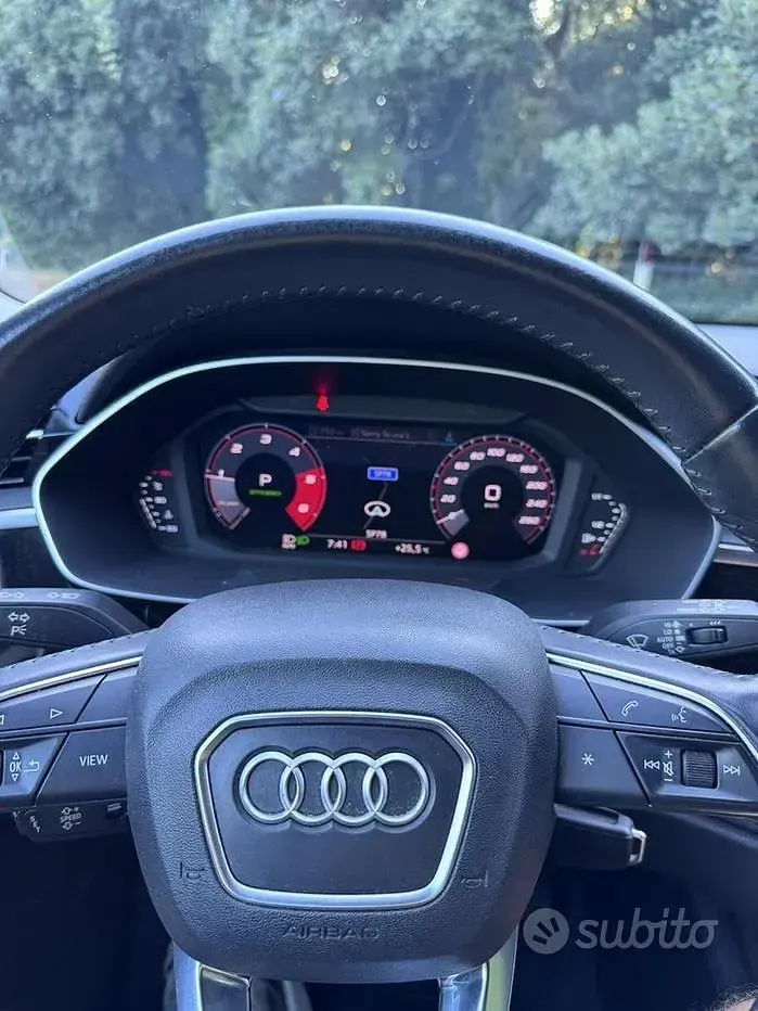 Usata Audi Q3 Sportback S-Line 150 CV (110 kW) 2020 Grigio SUV