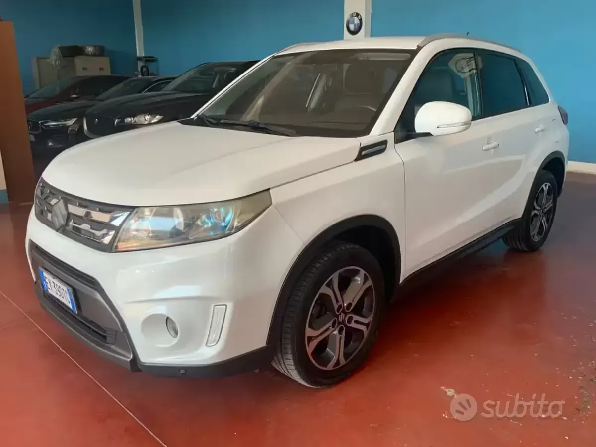 Usata Suzuki Vitara Cool 120 CV (88 kW) 2015 Bianco SUV