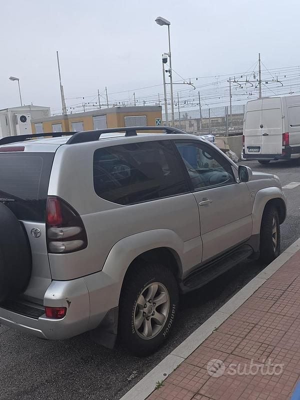 Usata Toyota Land Cruiser 163 CV (119 kW) 2003 Grigio SUV