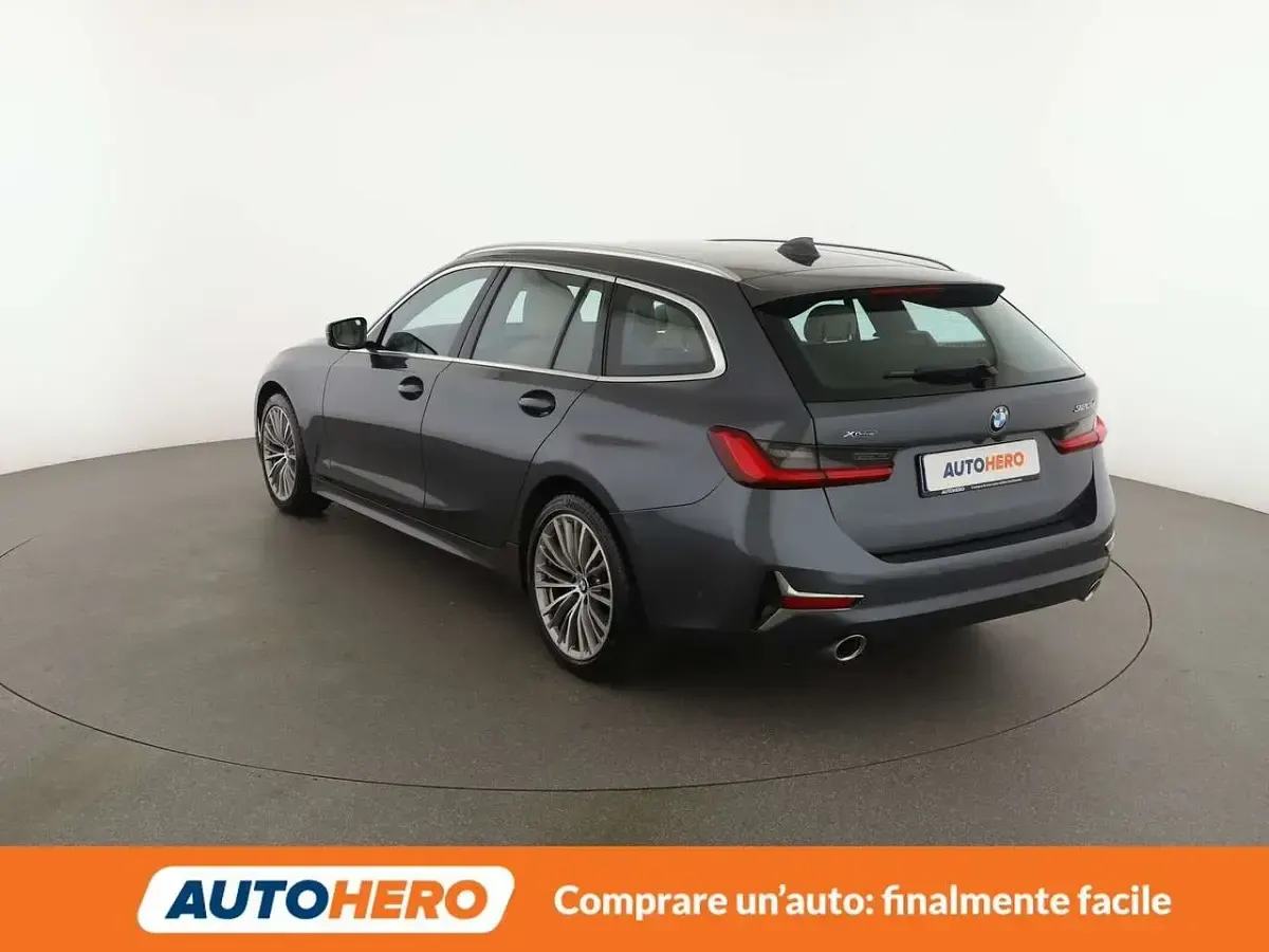 Usata BMW 320 Luxury Line 190 CV (139 kW) 2020 Grigio Station wagon