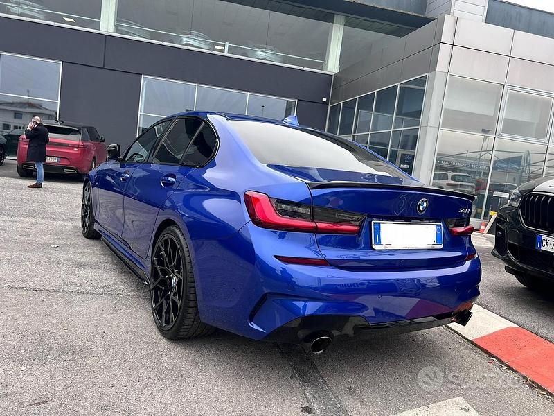 Usata BMW 330 2019 Blu Berlina
