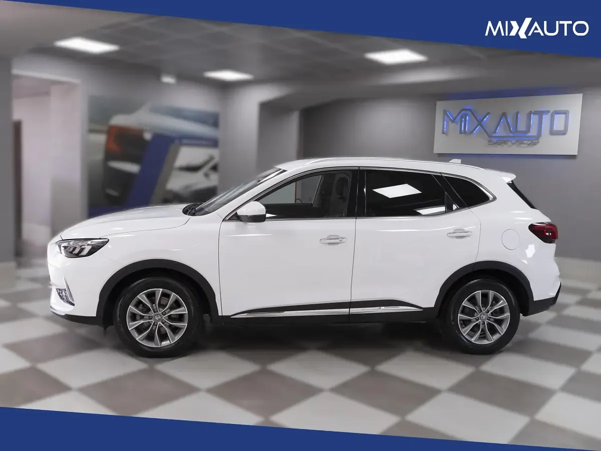 Usata MG HS Comfort 162 CV (119 kW) 2024 Bianco SUV