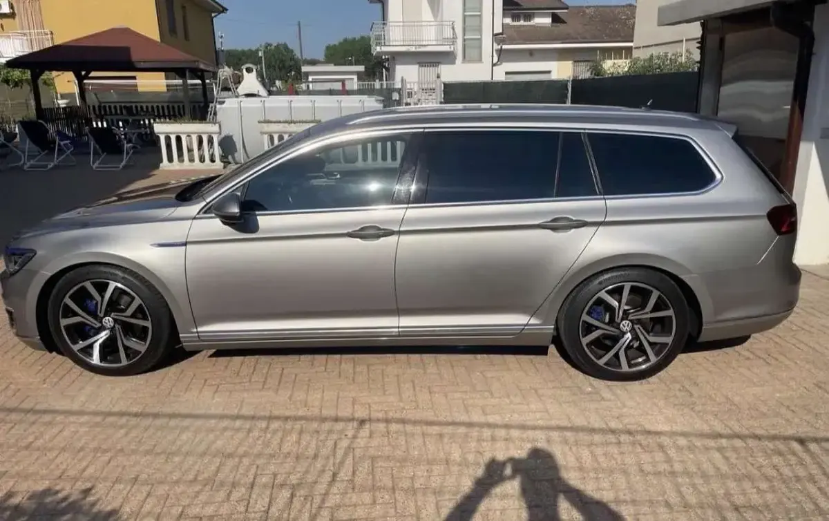 Usata VW Passat GTE 156 CV (114 kW) 2016 Station wagon