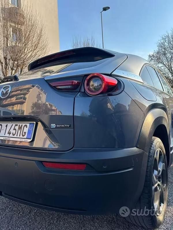 Usata Mazda MX30 106 kW (145 CV) 2021 Blu SUV